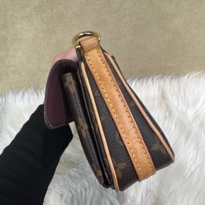 LV Vivacite 老花肩斜背包 晶片款-5