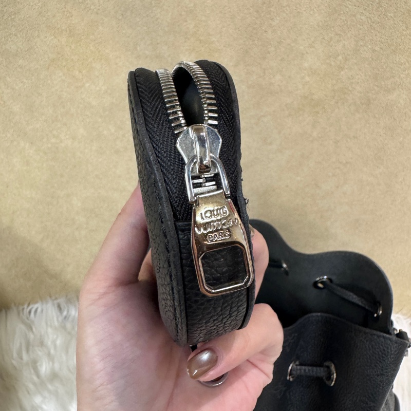 LV Bella 黑銀牛皮月光女神 晶片款-12