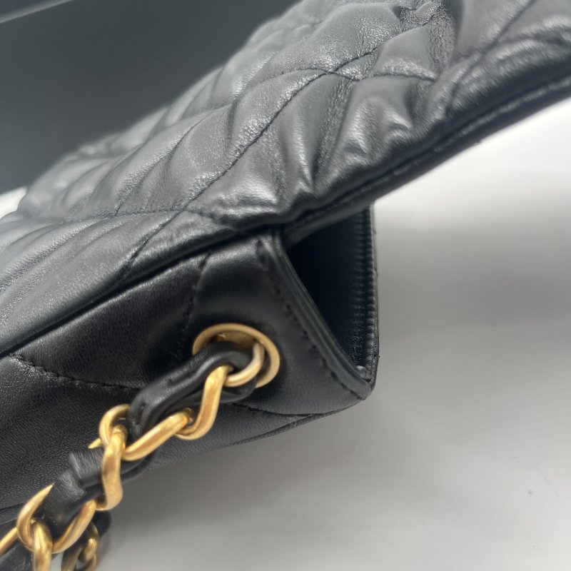Chanel 香奈兒 Flap Bag 經典LOGO 愛心鎖扣 方胖子 黑色 小羊皮 斜背包 肩背包-19