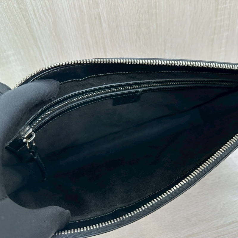 GUCCI蜜蜂紅綠條紋手拿斜背包-7