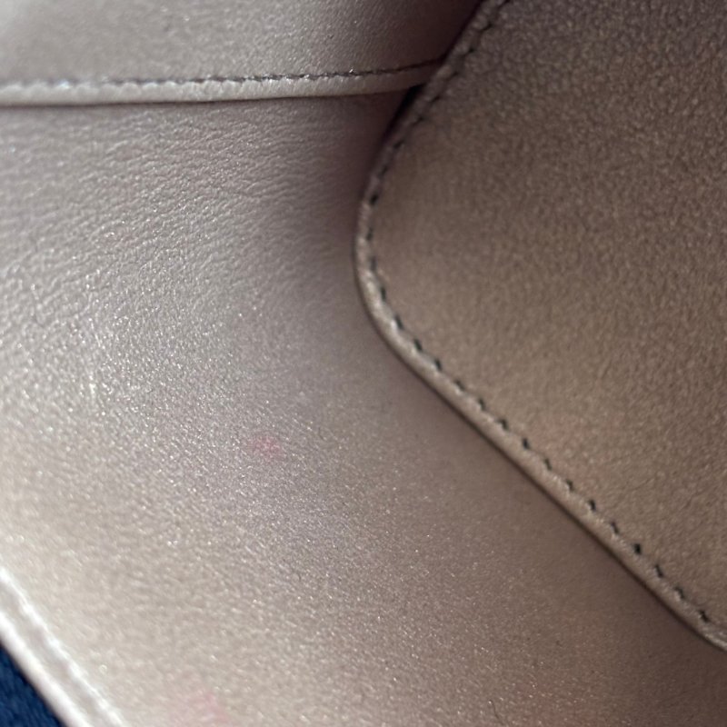 ::CHANEL:: 新款金球系列小羊皮超迷你斜背 口紅包 小盒子包 小廢包-19