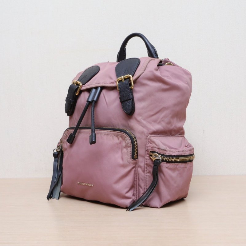 Burberry TheRucksack軍旅雙肩包中號粉色尼龍肩背包-4