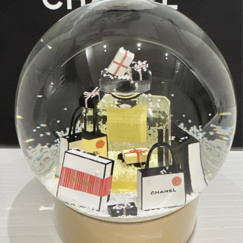 香奈兒雪花水晶球-2