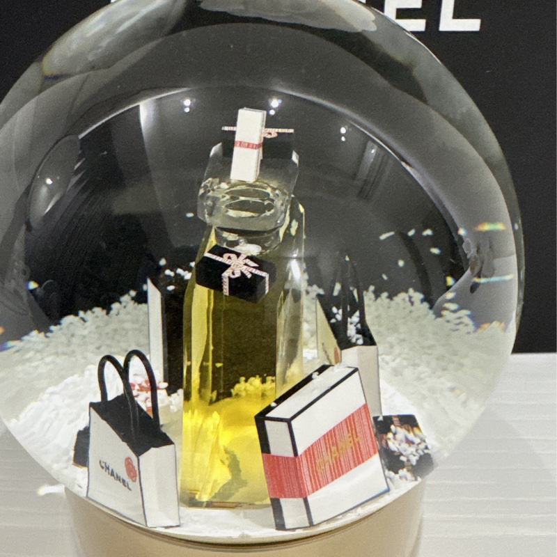 香奈兒雪花水晶球-5