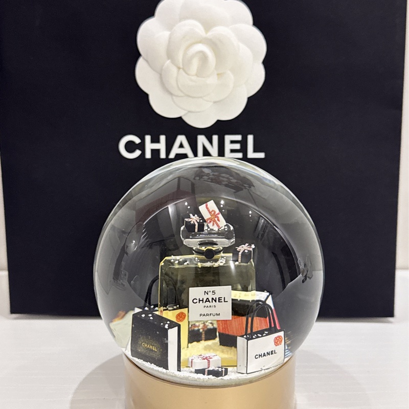香奈兒雪花水晶球-6