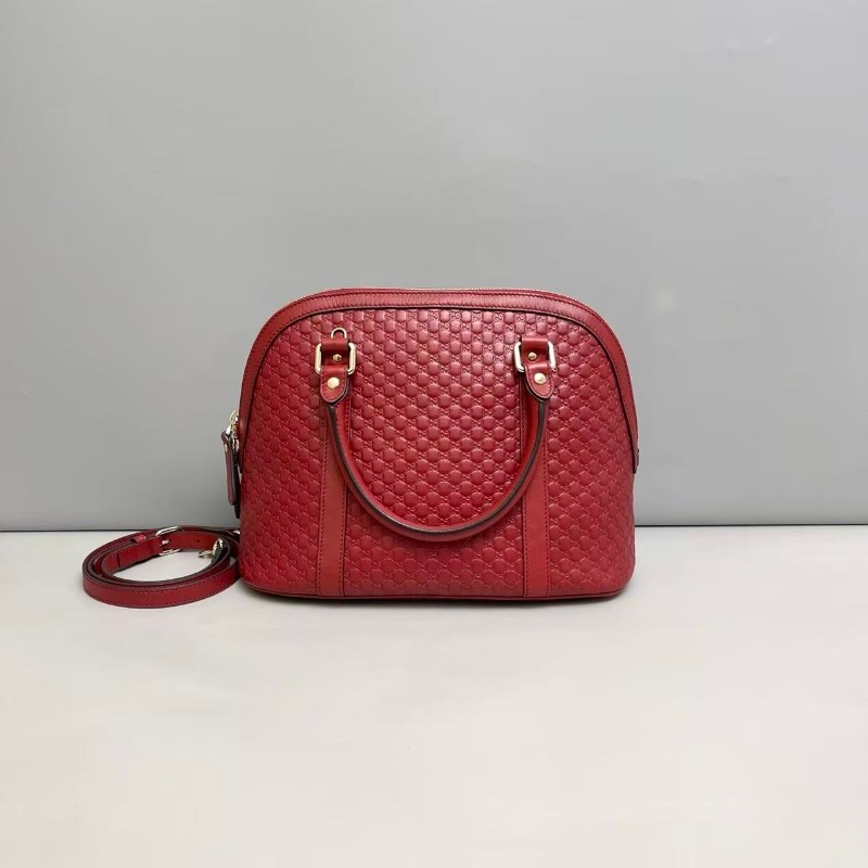 Gucci Micro中號酒紅色全皮壓紋貝殼包-1