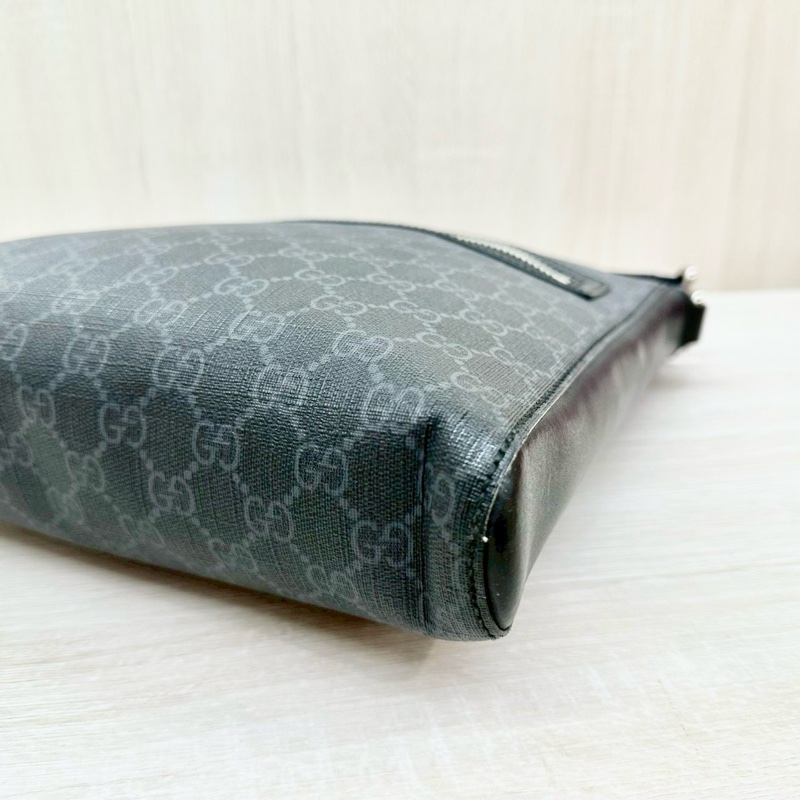 GUCCI黑灰色老花拚藍紅藍背帶側背包474137-12