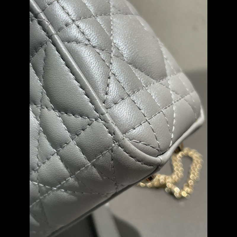 Dior lady dior 三格戴妃珠光灰色肩背包手提包-26