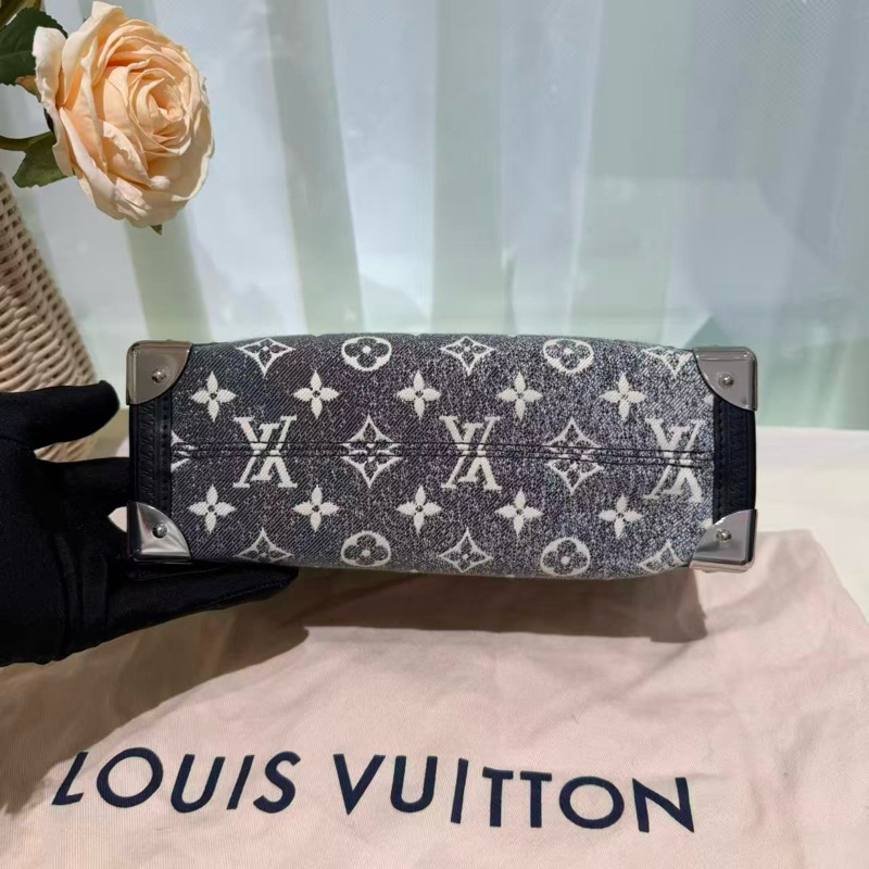 LV限定款牛仔漸變包包-4