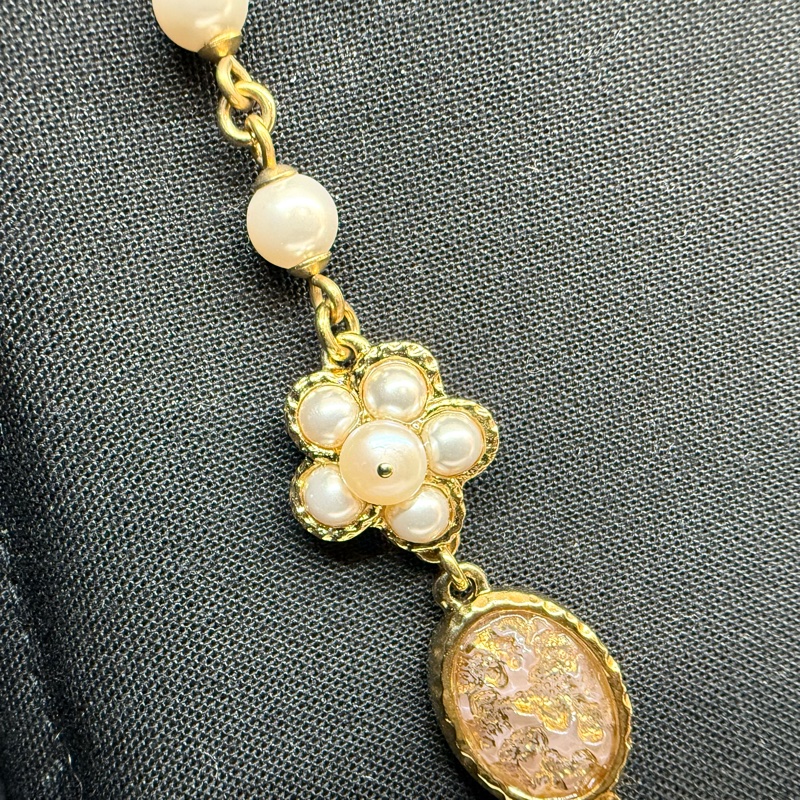 CHANEL金色珍珠花朵造型項鍊-3