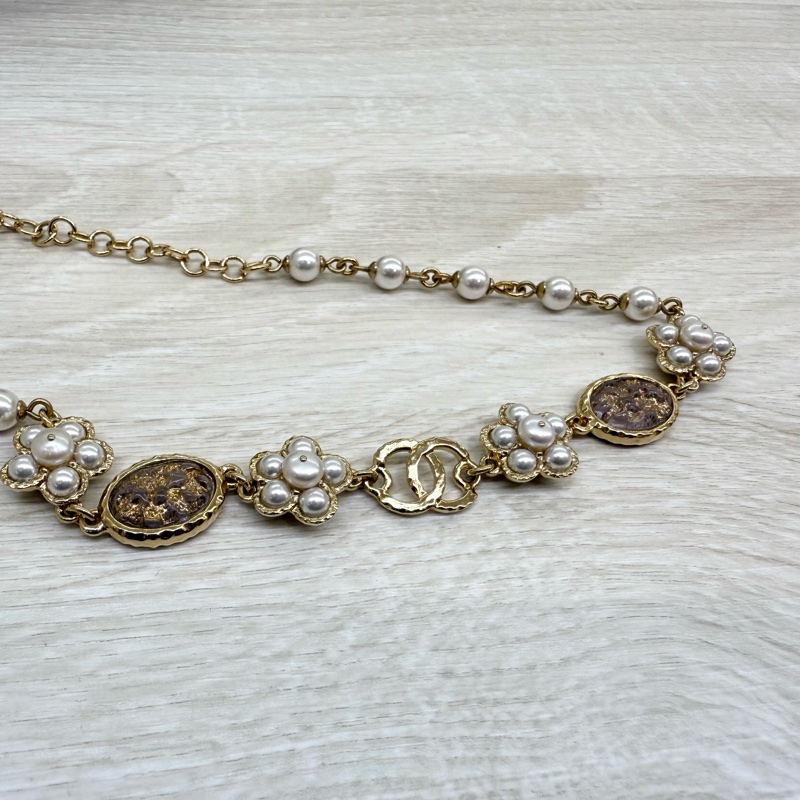 CHANEL金色珍珠花朵造型項鍊-8