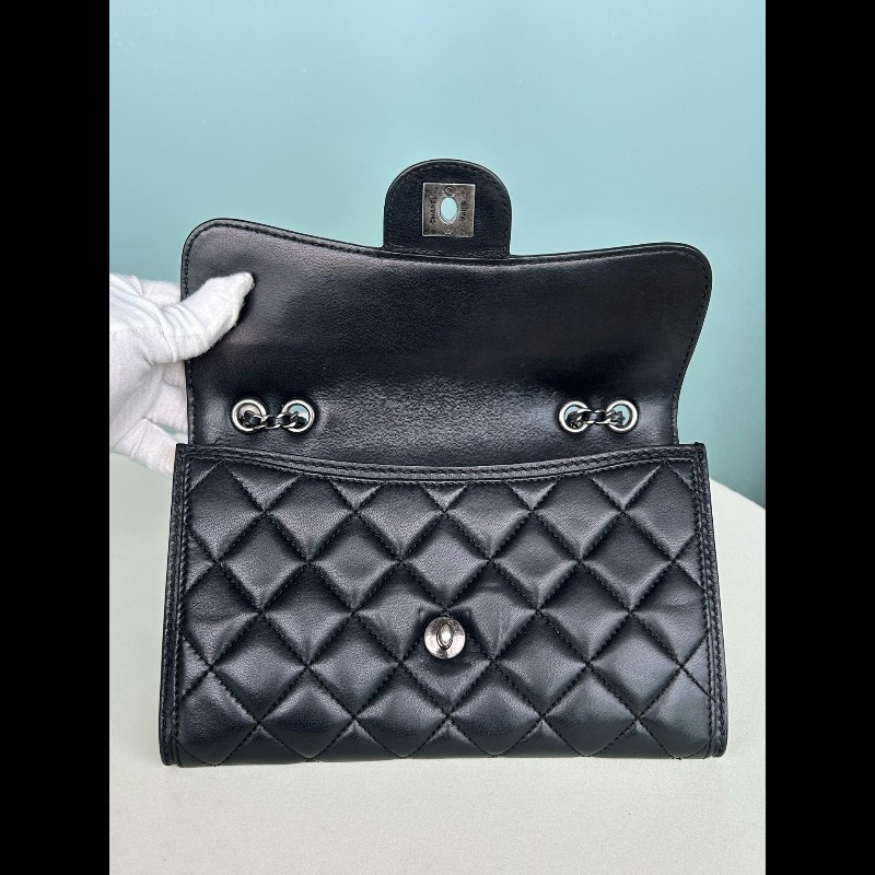 Chanel 黑銀羊皮woc信封肩背包斜背包-13