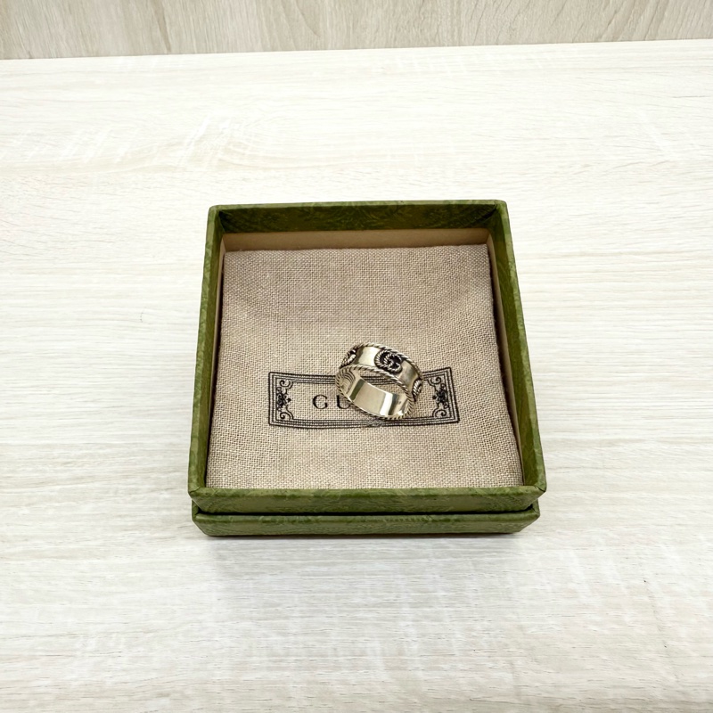 GUCCI戒指925銀雙G Marmont 寬戒指627729-2