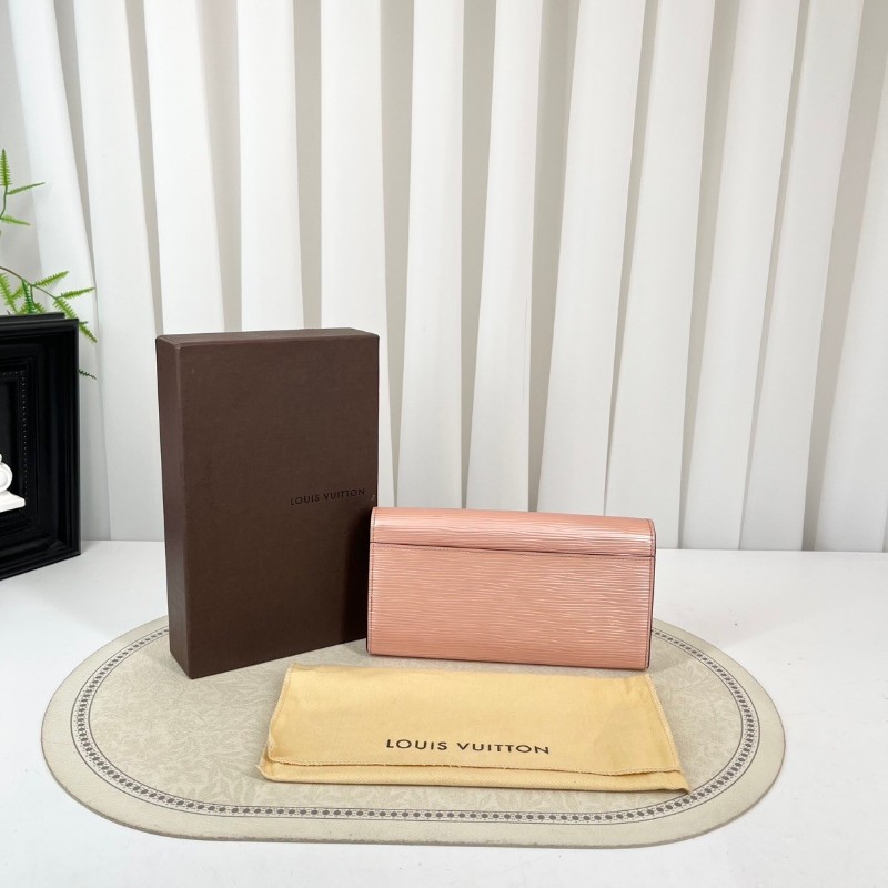 LV 粉色epi水波紋長夾錢包-1