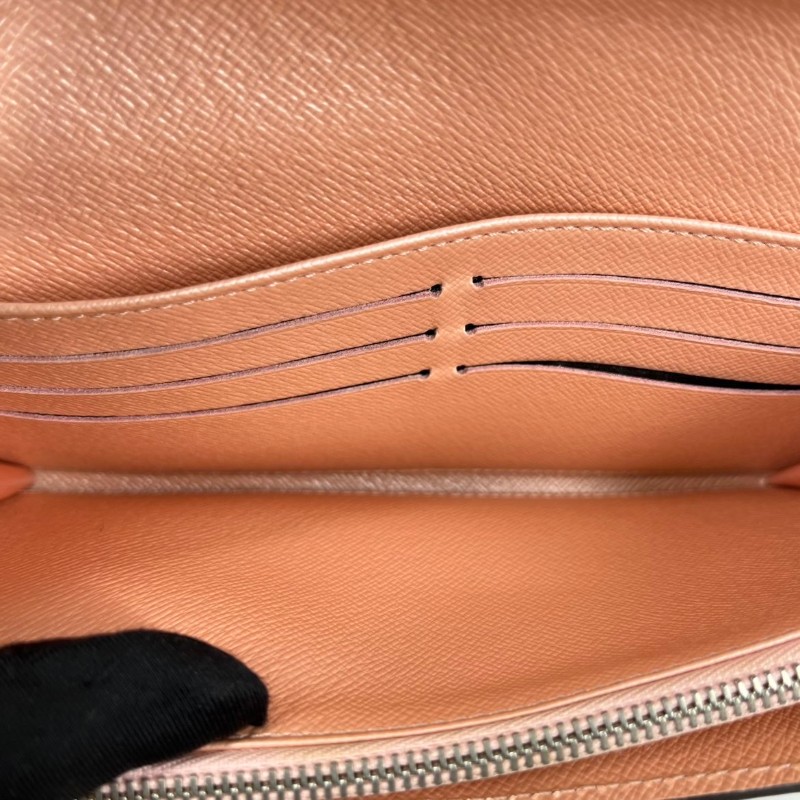 LV 粉色epi水波紋長夾錢包-11