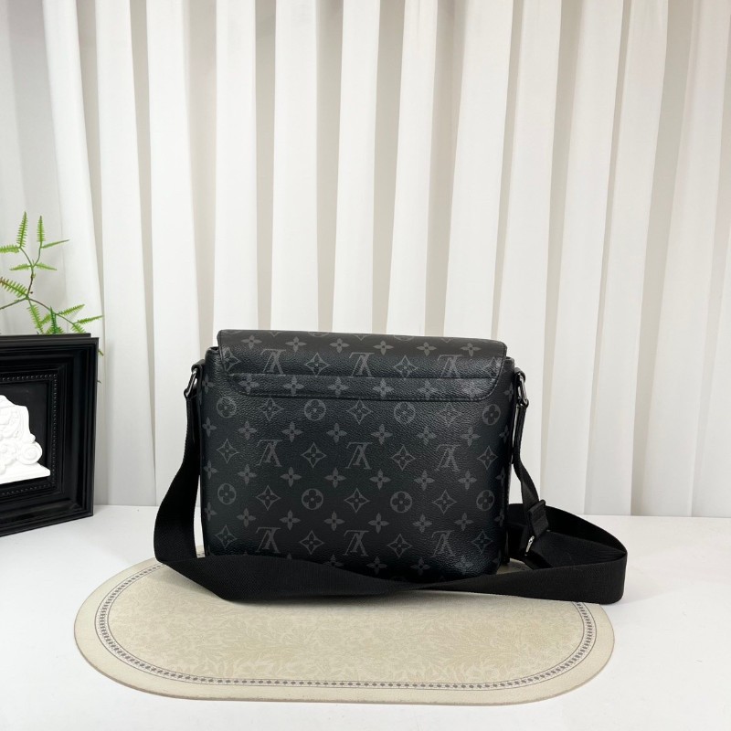 LV 經典老花郵差包男士斜背包 黑色內裡 肩帶可調節-1