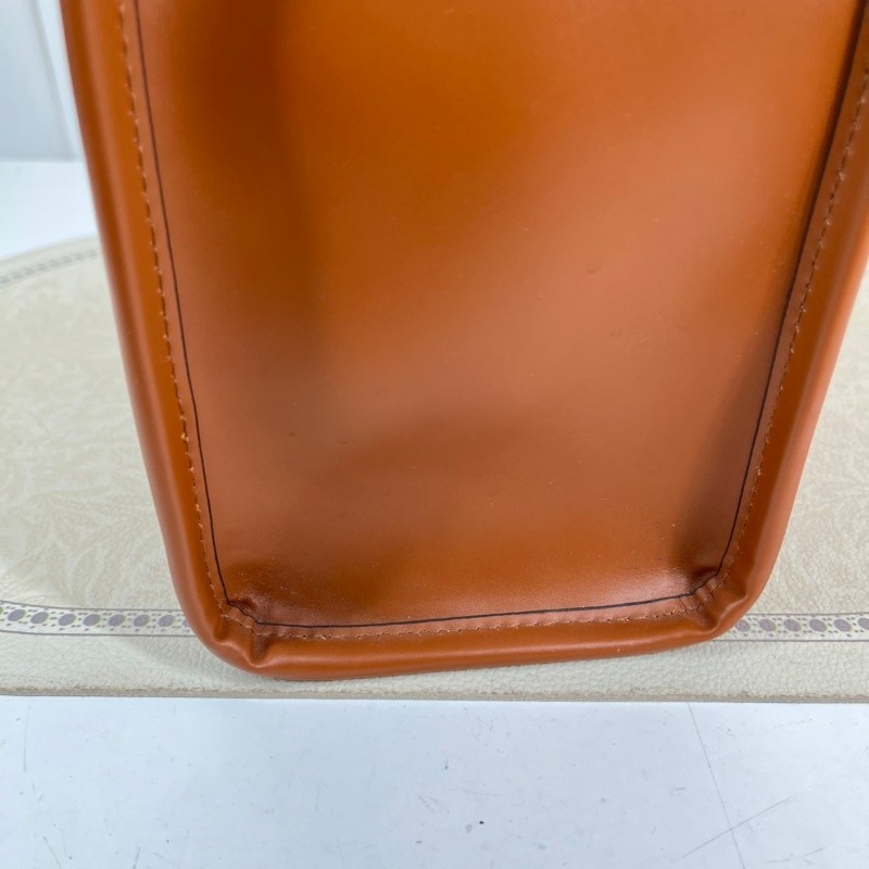 FENDI 焦糖色中號托特包 大氣復古範 琥珀色玳瑁手柄配金色五金-11