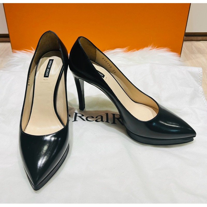 🌟Giorgio Armani 阿曼尼 經典黑色尖頭 高跟鞋 36號 近全新美品-3