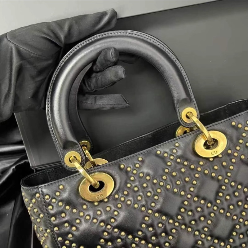 Dior迪奧 黑色鉚釘戴妃-5