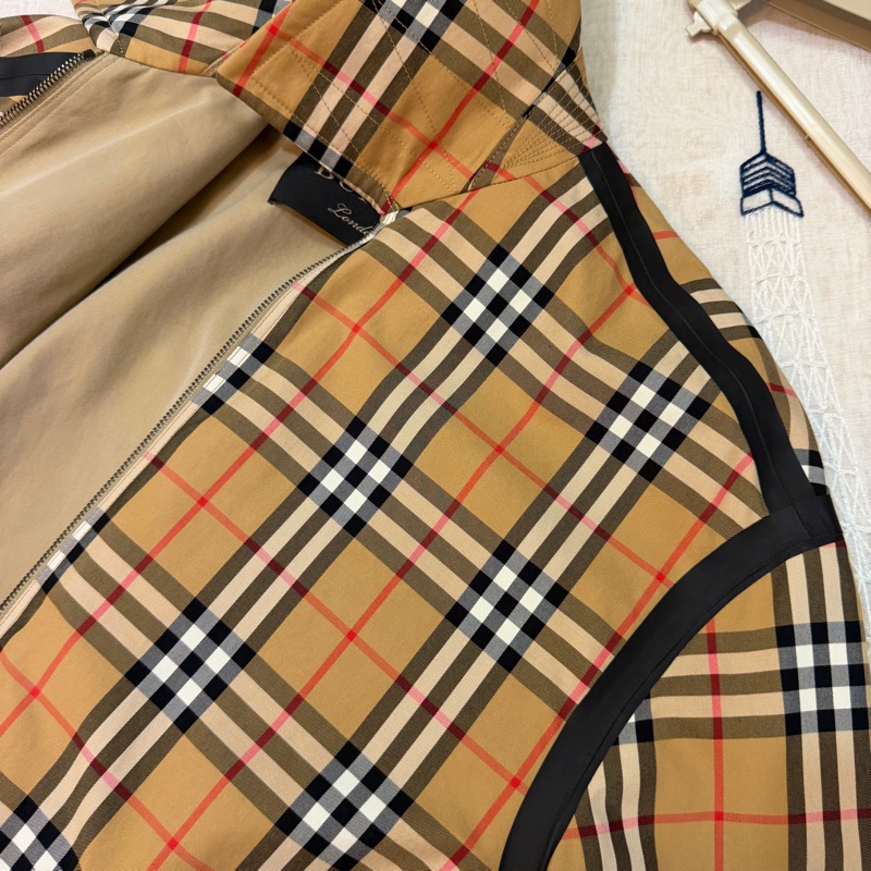 BURBERRY英國格紋風衣外套UK2-8