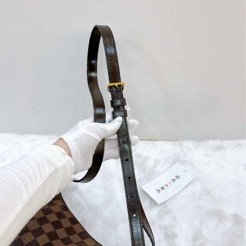莉亞精品♡LV棋盤格斜背包 二手美包-18