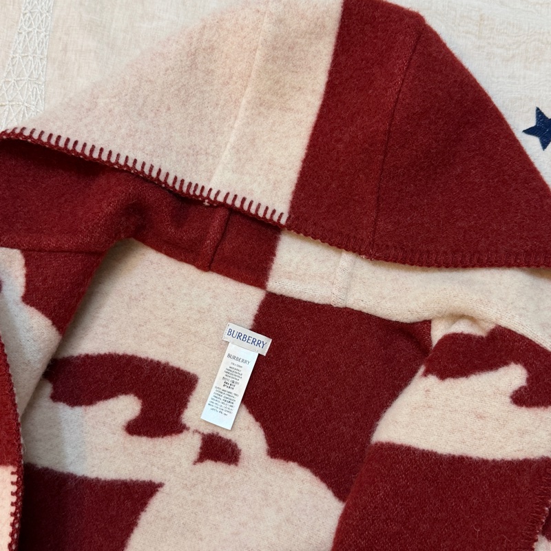 BURBERRY英國馬術騎士徽標羊毛毯式斗篷/樹莓紅ONE SIZE-9