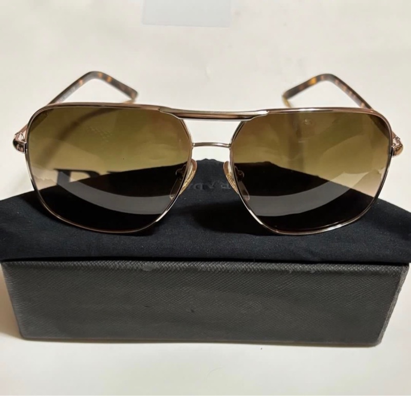 Prada 太陽眼鏡 sun glasses-1
