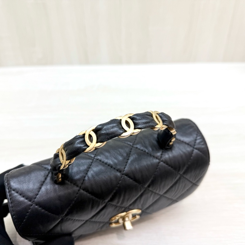 CHANEL黑金揉製羊皮雙C手把轉釦側背包AS2477-5