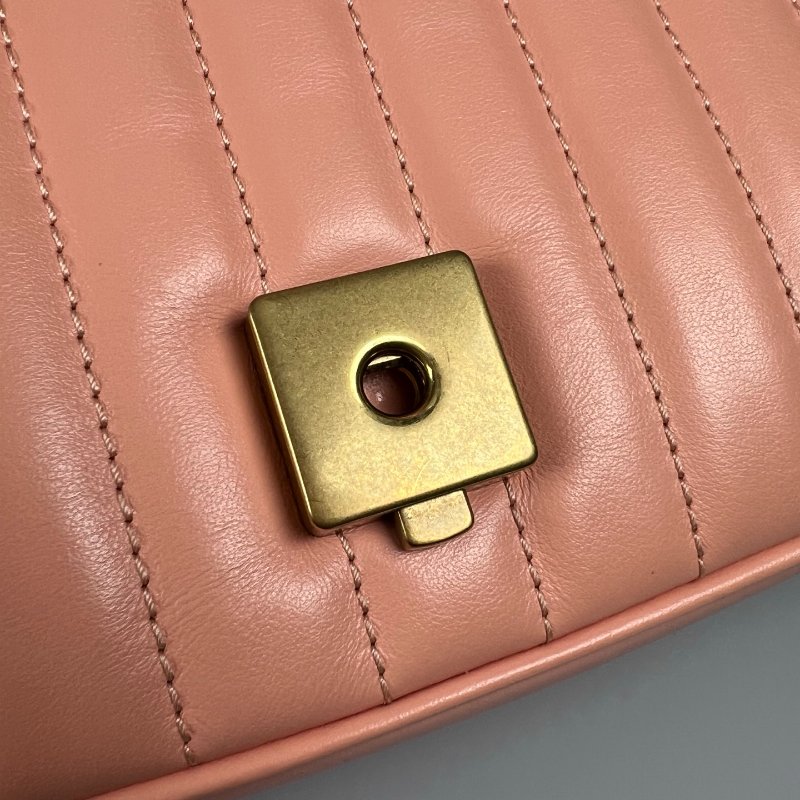 GUCCI 粉直紋Marmont掀蓋包-7