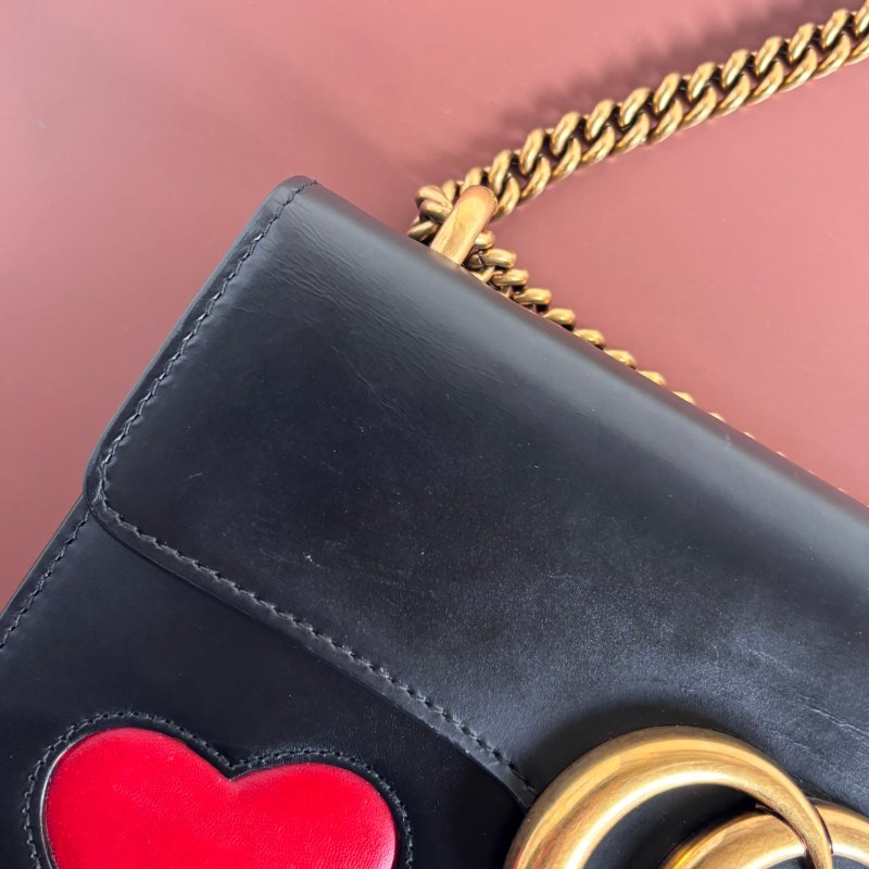 特殊限定款 ::GUCCI:: Marmont 愛心裝飾鏈袋包 斜背包 鏈包-5
