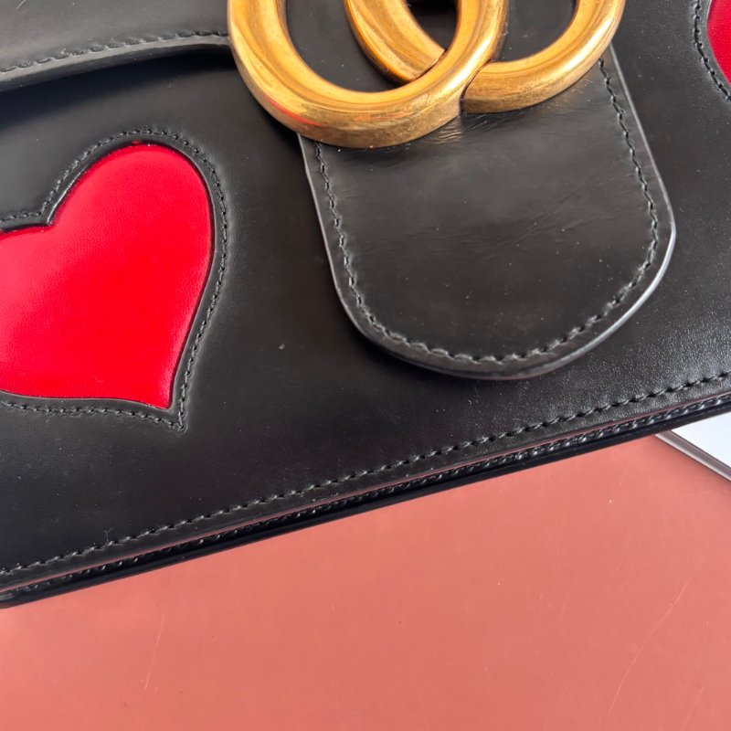 特殊限定款 ::GUCCI:: Marmont 愛心裝飾鏈袋包 斜背包 鏈包-11