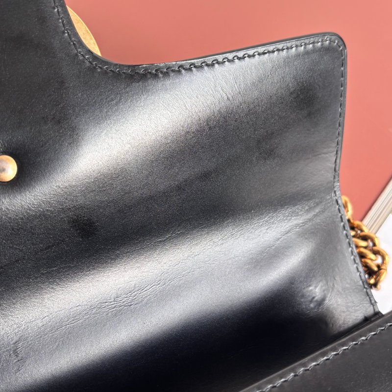 特殊限定款 ::GUCCI:: Marmont 愛心裝飾鏈袋包 斜背包 鏈包-32