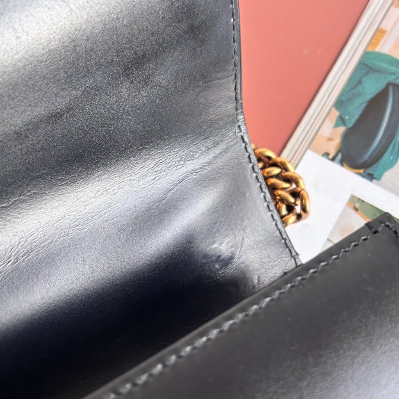 特殊限定款 ::GUCCI:: Marmont 愛心裝飾鏈袋包 斜背包 鏈包-33