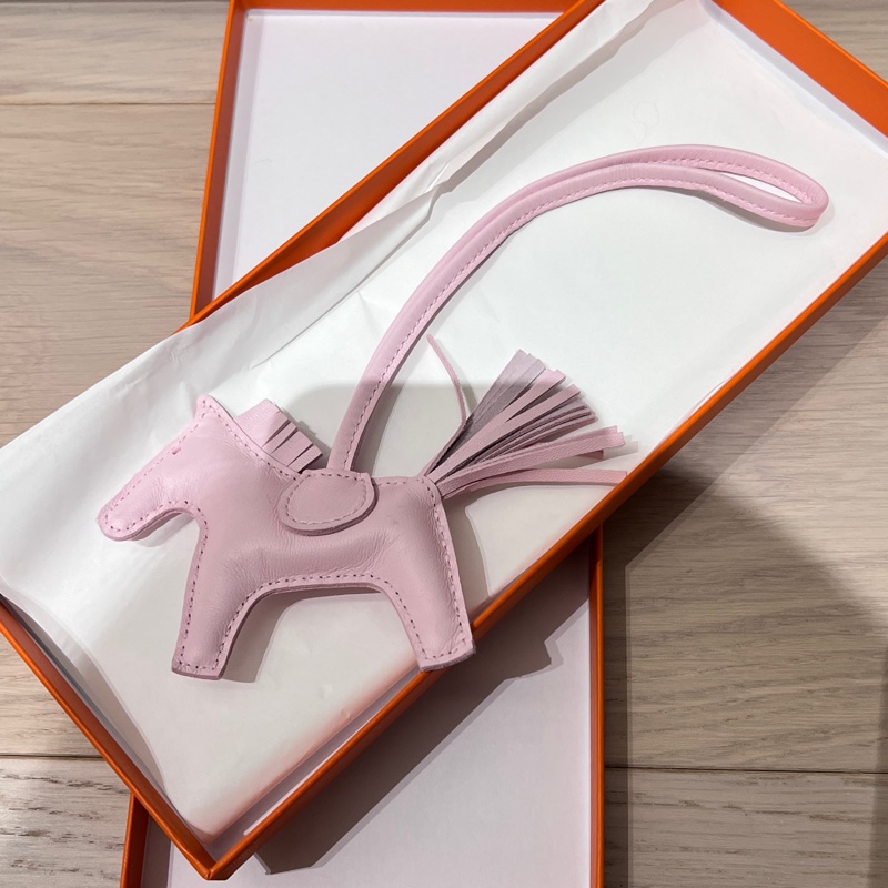 售全新閒置Hermes超可愛粉色小馬-1