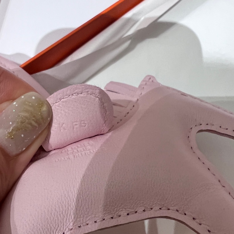 售全新閒置Hermes超可愛粉色小馬-5