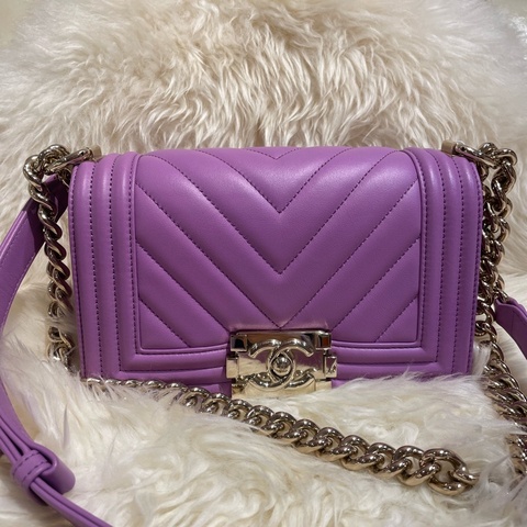 Chanel Boy 20cm 紫色V 紋羊皮