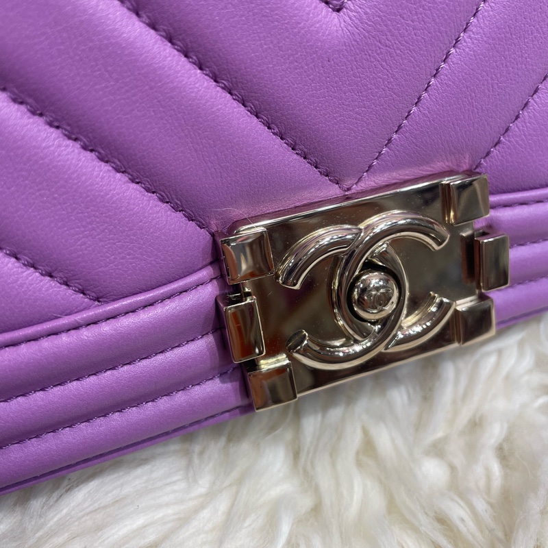 Chanel Boy 20cm 紫色V 紋羊皮-7