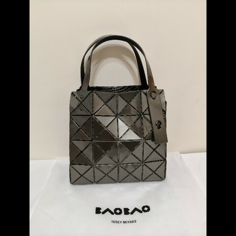 全新日本購回三宅一生issey miyake baobao Gunmetal 大鑽石包