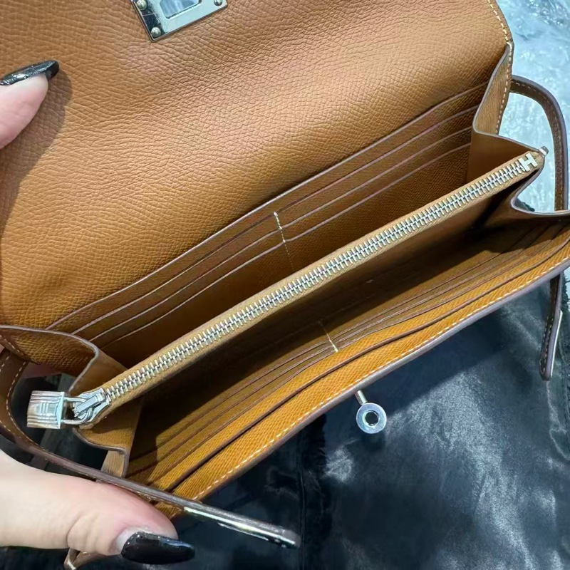 「JL精品代購」  愛馬仕金棕色銀扣kelly長錢包-2