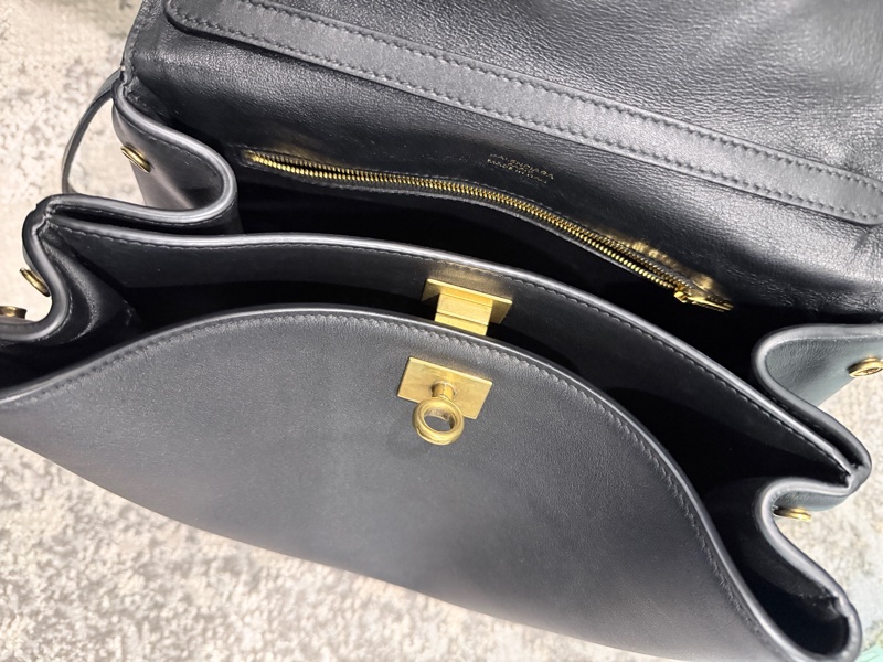 全網最低✨酷帥女孩首選❤️Balenciaga 巴黎世家 小號尺寸Small Rodeo斜背/手提/肩背包(黑金) 誠🉑議-12