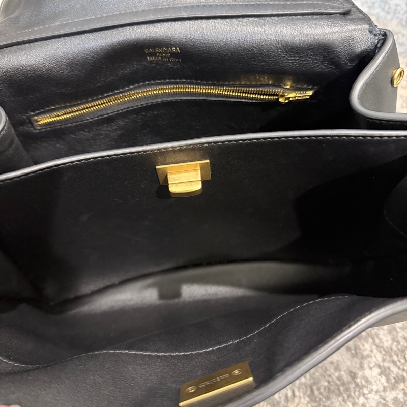 全網最低✨酷帥女孩首選❤️Balenciaga 巴黎世家 小號尺寸Small Rodeo斜背/手提/肩背包(黑金) 誠🉑議-14