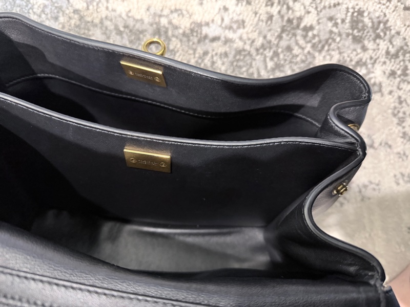 全網最低✨酷帥女孩首選❤️Balenciaga 巴黎世家 小號尺寸Small Rodeo斜背/手提/肩背包(黑金) 誠🉑議-15