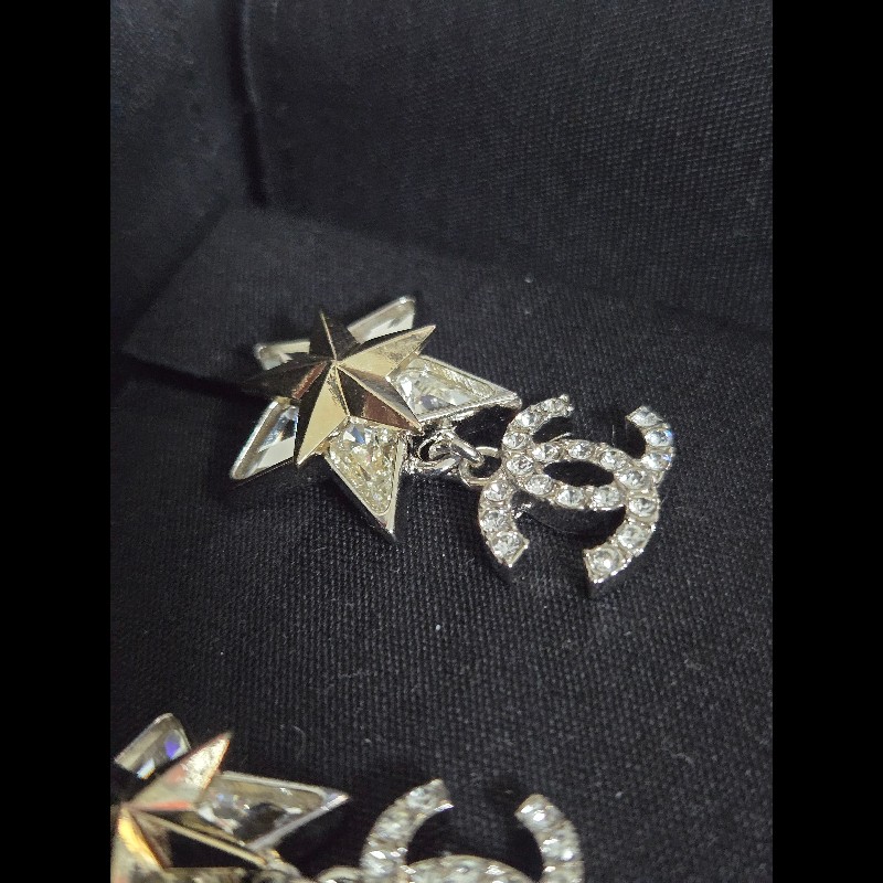 (全新閒置品)Chanel星星雙C．Logo耳環-5
