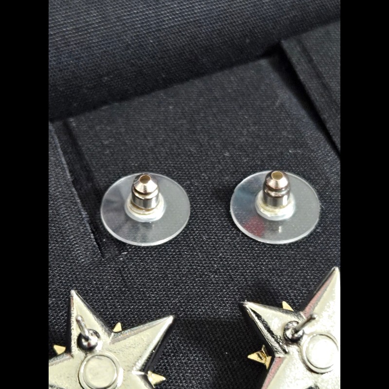(全新閒置品)Chanel星星雙C．Logo耳環-11