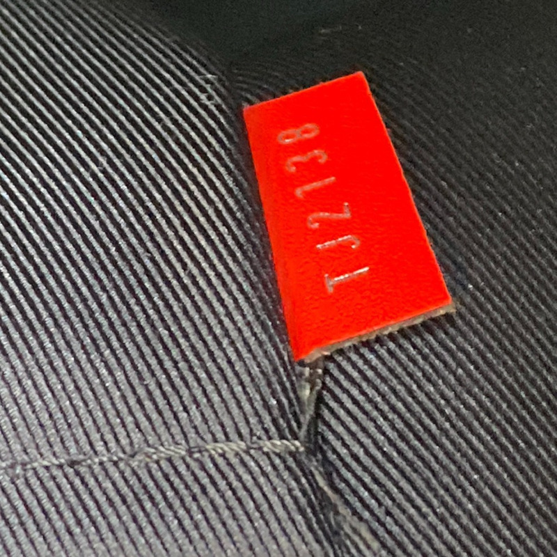 路易威登 M63232 2018 FIFA 世界盃 Pochette Jour GM 手拿包,Epi 皮革,男士,胭脂紅,近全新-10