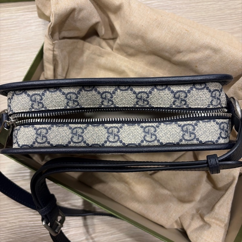【GUCCI 古馳】658572經典Retro系列GG Supreme帆布迷你斜背包(藍黑色)-11