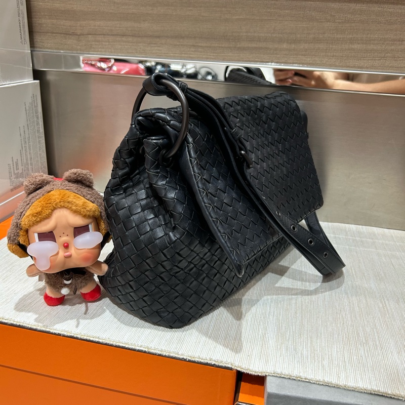 BOTTEGA VENETA BV INRECCIATO LAMBSKIN flap bag-1