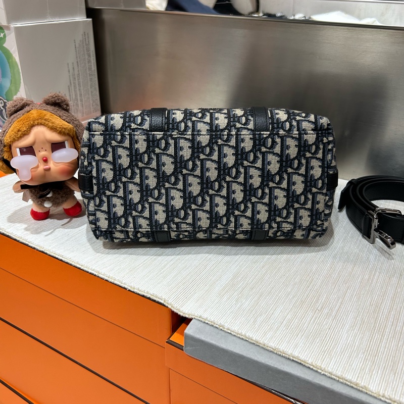 Dior Weekender 25 2 Way Bag Oblique 24年-5