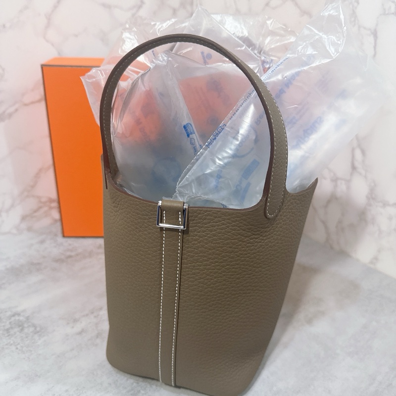 💖Hermes 菜籃 Picotin 18 大象灰銀釦💖 K刻 全新全配-1