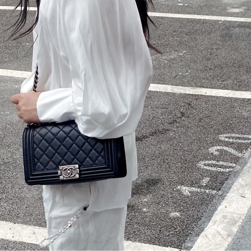 🕯️極優惠香奈兒低於專櫃15萬 CHANEL LEBOY黑銀羊皮BOY25 A67086-3